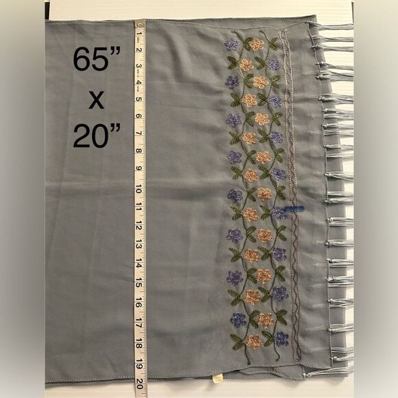 Embroidered Light Scarf - Picture 4 of 5